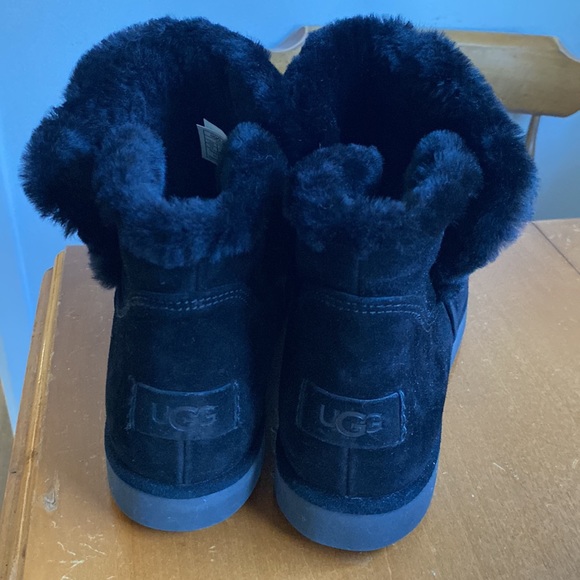 UGG Women’s Black Boots size 10 - Picture 4 of 13